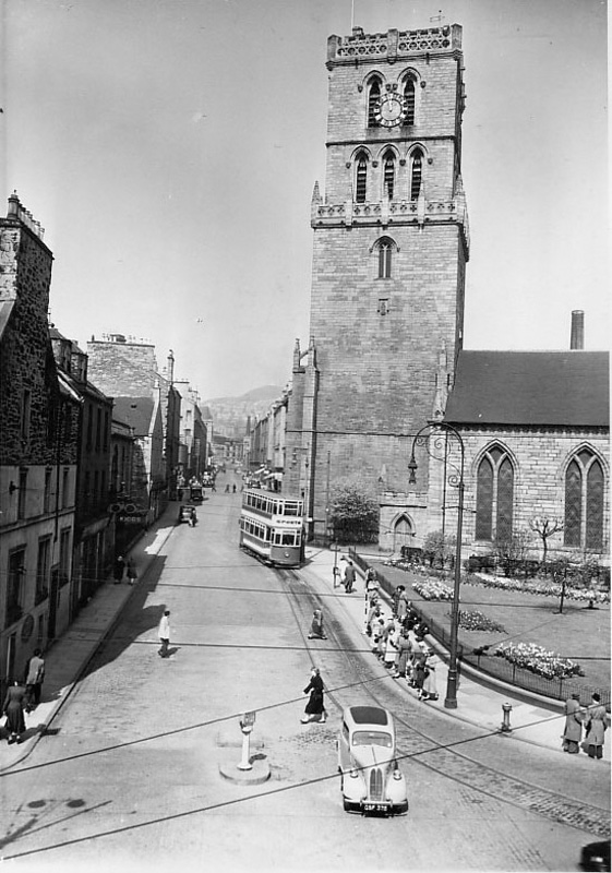 Lindsay Street and Old Steeple
